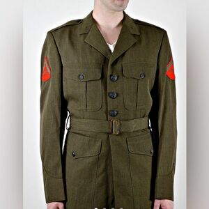 Vietnam Era US Marine Dress Jacket